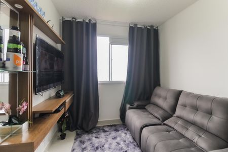 Sala - Cozinha de apartamento para alugar com 2 quartos, 60m² em Vila Carmosina, São Paulo