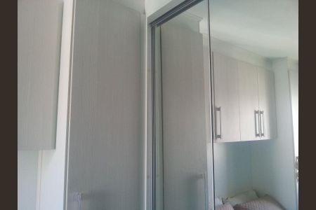 Quarto de apartamento à venda com 3 quartos, 56m² em Jardim Cocaia, Guarulhos