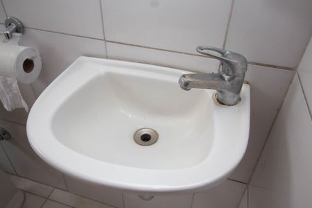 Casa à venda com 265m², 4 quartos e 10 vagas Casa à venda com 265m², 4 quartos e 10 vagasBanheiro 2