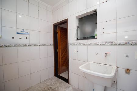 Casa à venda com 265m², 4 quartos e 10 vagas Casa à venda com 265m², 4 quartos e 10 vagasÁrea de Serviço