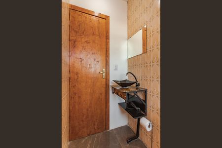 Banheiro 1 de apartamento para alugar com 2 quartos, 92m² em Vila Jardim, Porto Alegre