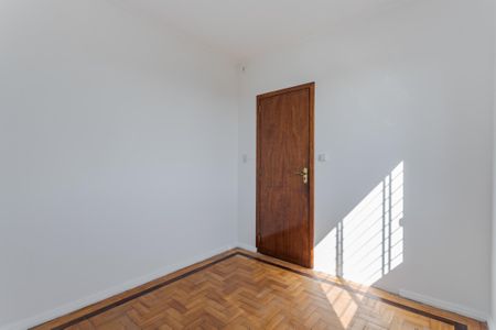 Quarto 2 de apartamento para alugar com 2 quartos, 92m² em Vila Jardim, Porto Alegre