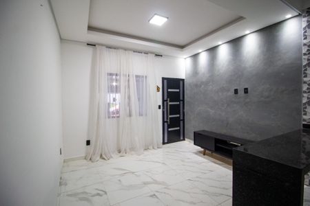 Sala de casa para alugar com 2 quartos, 60m² em Jardim Eucaliptos, Sorocaba