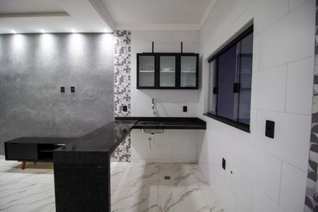 Casa para alugar com 60m², 2 quartos e 1 vagaCozinha