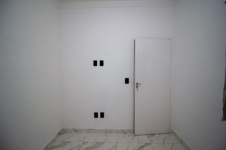 Casa para alugar com 60m², 2 quartos e 1 vagaQuarto