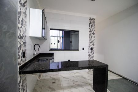 Casa para alugar com 60m², 2 quartos e 1 vagaCozinha