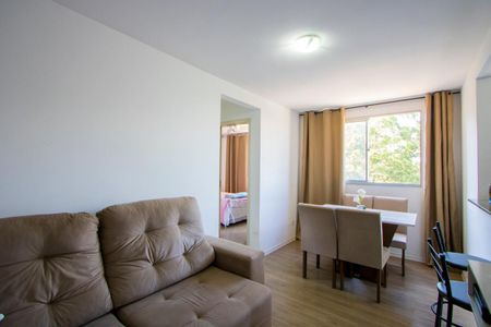 Sala de apartamento à venda com 2 quartos, 49m² em Parque Sao Vicente, Santo André