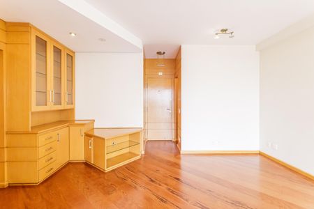 Sala de apartamento para alugar com 3 quartos, 95m² em Moema, São Paulo