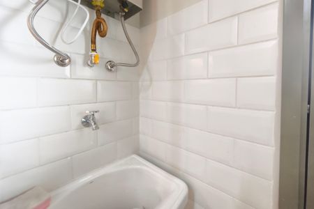 Apartamento para alugar com 70m², 3 quartos e 1 vagaÁrea de Serviço