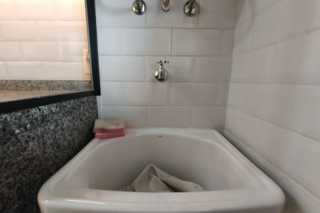 Apartamento para alugar com 70m², 3 quartos e 1 vagaÁrea de Serviço