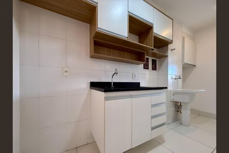 Apartamento para alugar com 70m², 2 quartos e 2 vagasCozinha 