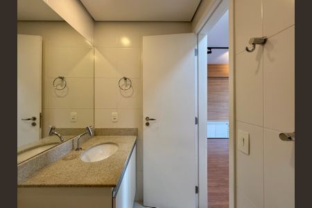 Apartamento para alugar com 70m², 2 quartos e 2 vagasBanheiro Social 