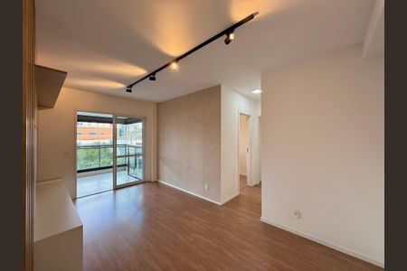 Sala  de apartamento para alugar com 2 quartos, 70m² em Chácara Santo Antônio (zona Sul), São Paulo