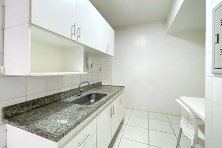 Apartamento à venda com 77m², 2 quartos e 1 vagaCozinha