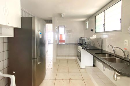 Apartamento à venda com 77m², 2 quartos e 1 vagaÁrea comum