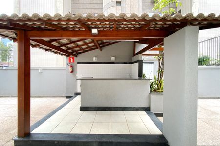 Apartamento à venda com 77m², 2 quartos e 1 vagaÁrea comum