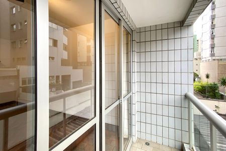 Varanda da Sala de apartamento à venda com 2 quartos, 77m² em Carmo, Belo Horizonte