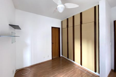 Apartamento à venda com 77m², 2 quartos e 1 vagaSuite