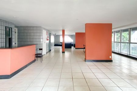 Apartamento à venda com 77m², 2 quartos e 1 vagaÁrea comum