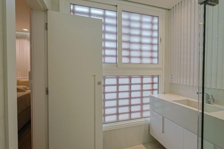 Apartamento à venda com 172m², 3 quartos e 1 vaga