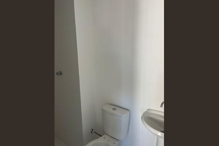 Apartamento para alugar com 2 quartos, 32m² em Vila Carmosina, São Paulo