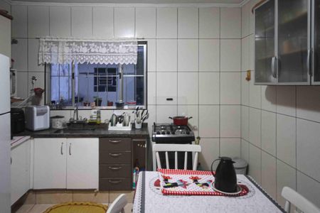 Casa à venda com 187m², 2 quartos e 1 vaga Casa à venda com 187m², 2 quartos e 1 vagaCozinha