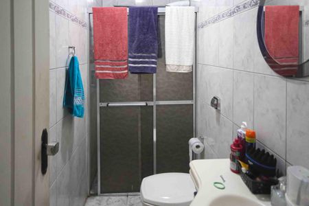 Casa à venda com 187m², 2 quartos e 1 vaga Casa à venda com 187m², 2 quartos e 1 vagaBanheiro