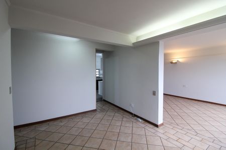 Apartamento para alugar com 100m², 2 quartos e 1 vagaSala