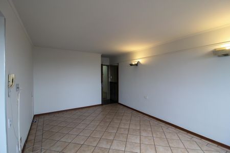 Sala de apartamento para alugar com 2 quartos, 100m² em Vila Pirajussara, São Paulo