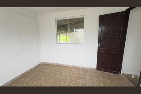 Quarto de casa para alugar com 2 quartos, 80m² em Caxito Pequeno, Maricá