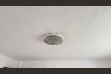 Quarto de casa para alugar com 2 quartos, 80m² em Caxito Pequeno, Maricá