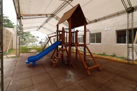 Apartamento para alugar com 34m², 2 quartos e sem vaga Apartamento para alugar com 34m², 2 quartos e sem vagaÁrea Comum - Playground