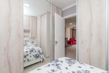 Quarto 2 de casa à venda com 2 quartos, 88m² em Hípica, Porto Alegre