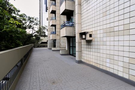 Apartamento à venda com 45m², 1 quarto e 1 vagaÁrea comum