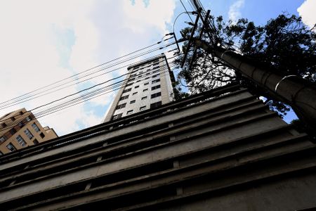 Apartamento à venda com 45m², 1 quarto e 1 vagaFachada