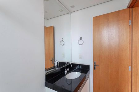 Apartamento para alugar com 50m², 2 quartos e 1 vagaBanheiro social 
