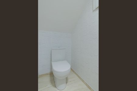 Casa para alugar com 230m², 2 quartos e 2 vagas Casa para alugar com 230m², 2 quartos e 2 vagasLavabo