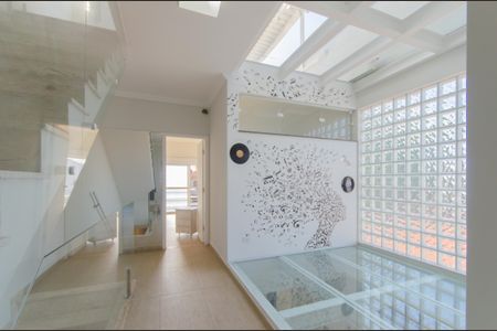 Casa para alugar com 230m², 2 quartos e 2 vagas Casa para alugar com 230m², 2 quartos e 2 vagasCorredor dos Quartos