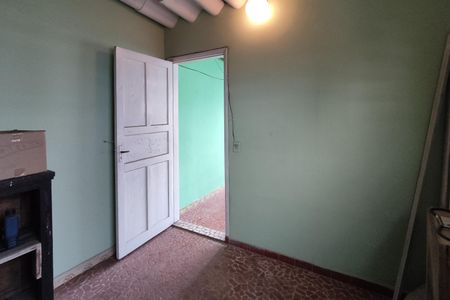 Casa à venda com 200m², 3 quartos e 2 vagas Casa à venda com 200m², 3 quartos e 2 vagasQuarto de Serviço