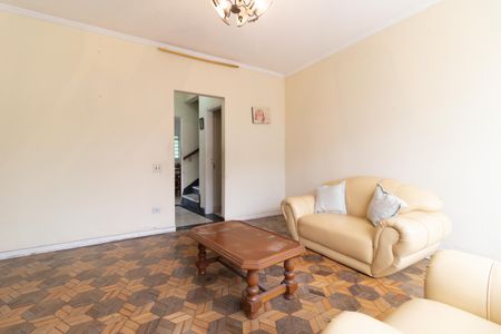 Casa à venda com 200m², 3 quartos e 2 vagas Casa à venda com 200m², 3 quartos e 2 vagasSala