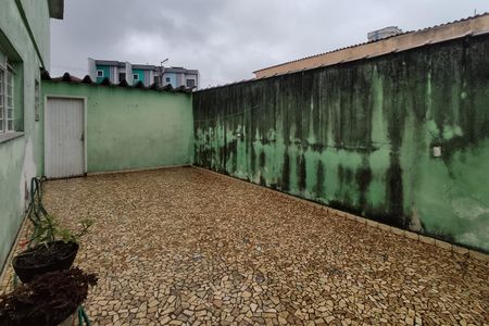 Casa à venda com 200m², 3 quartos e 2 vagas Casa à venda com 200m², 3 quartos e 2 vagasQuintal