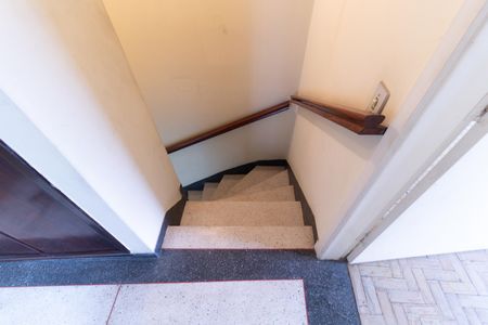 Casa à venda com 200m², 3 quartos e 2 vagas Casa à venda com 200m², 3 quartos e 2 vagasSala