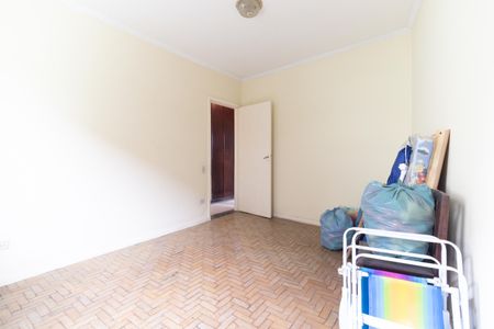 Casa à venda com 200m², 3 quartos e 2 vagas Casa à venda com 200m², 3 quartos e 2 vagasQuarto 2