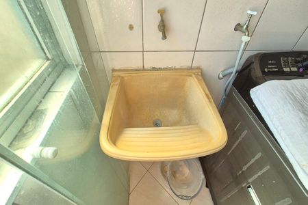 Apartamento à venda com 64m², 2 quartos e 1 vagaÁrea de Serviço