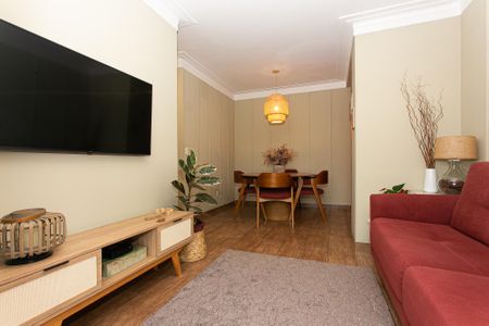 Apartamento à venda com 73m², 2 quartos e 1 vaga Apartamento à venda com 73m², 2 quartos e 1 vagaSala