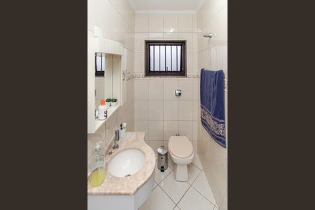 Casa para alugar com 141m², 3 quartos e 2 vagasBanheiro