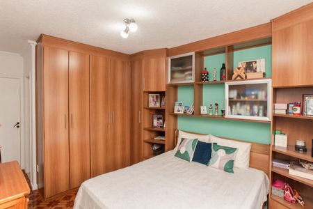 Casa para alugar com 141m², 3 quartos e 2 vagasSuíte