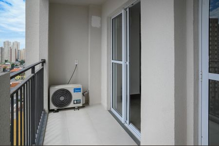 Apartamento para alugar com 43m², 2 quartos e sem vagaVaranda