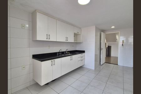 Apartamento para alugar com 175m², 3 quartos e 2 vagas Apartamento para alugar com 175m², 3 quartos e 2 vagasCozinha