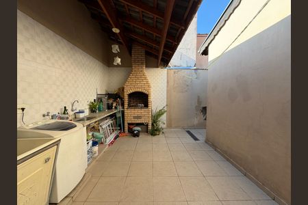 Casa à venda com 199m², 4 quartos e 3 vagasÁrea comum